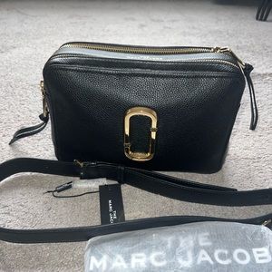Marc Jacobs Softshot 27